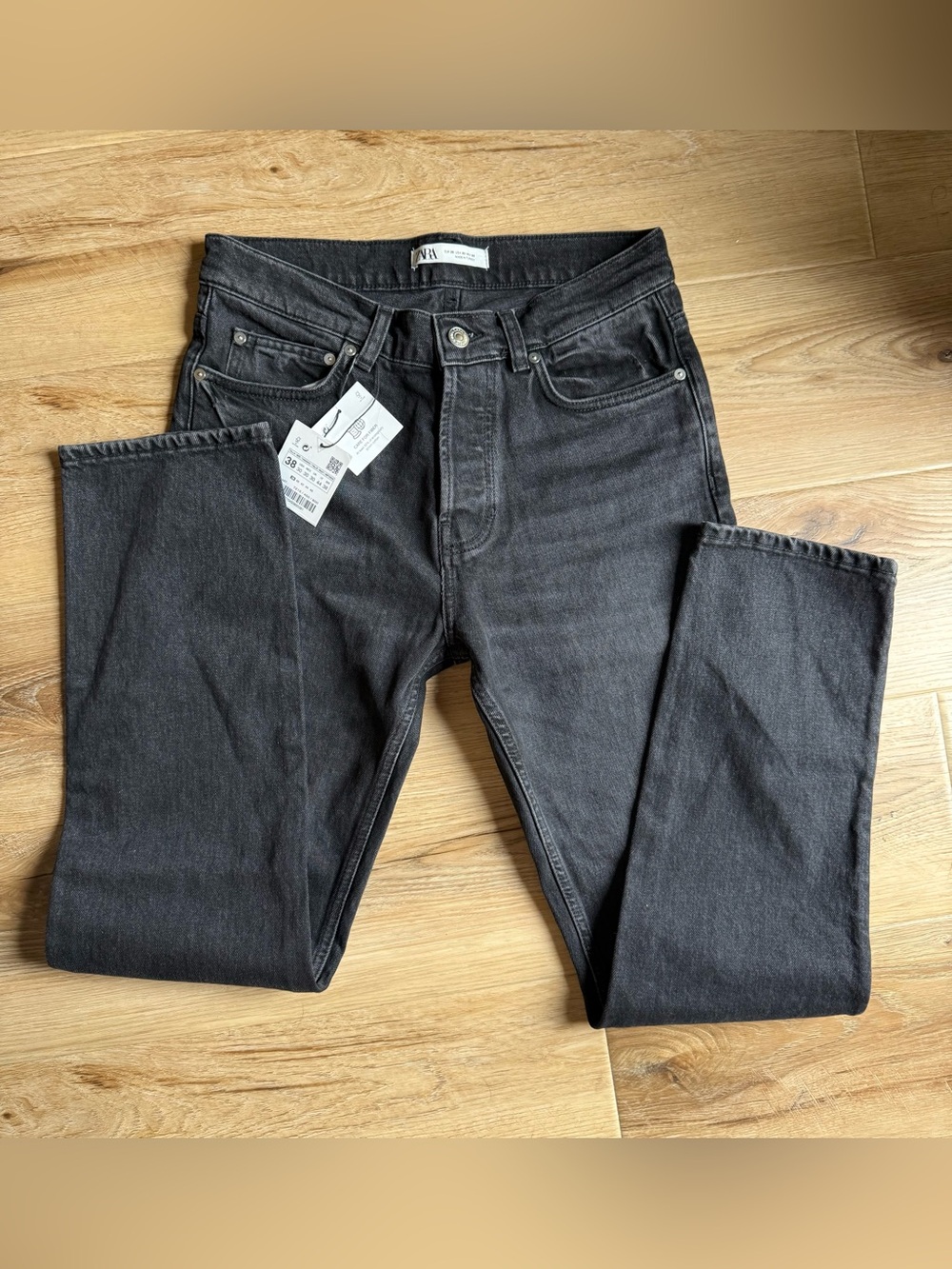 Zara Women or Men black Slim Straight Jeans